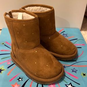 GAP kids size 7 brown boots!